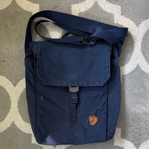Vintage Fjallraven Navy Shoulder Bag